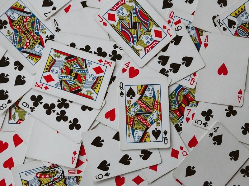 Poker Face: The Role of Emotion Management in Card Games
